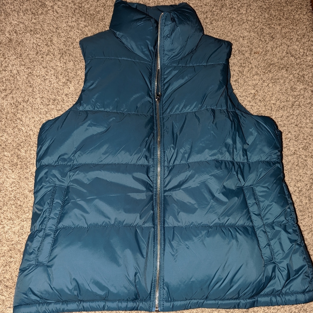 Old Navy puffy warm best .. size large .. bluish green ..